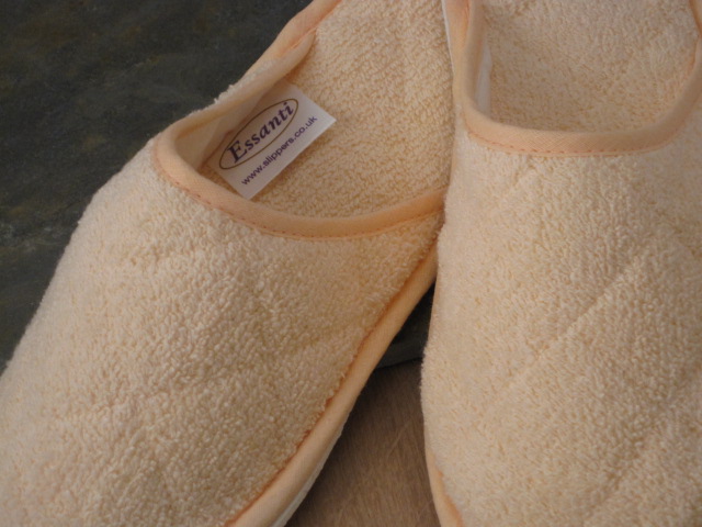 Peach Towelling Slippers
